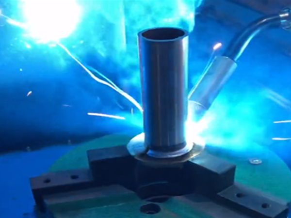 ˫˿���ӻ�е��