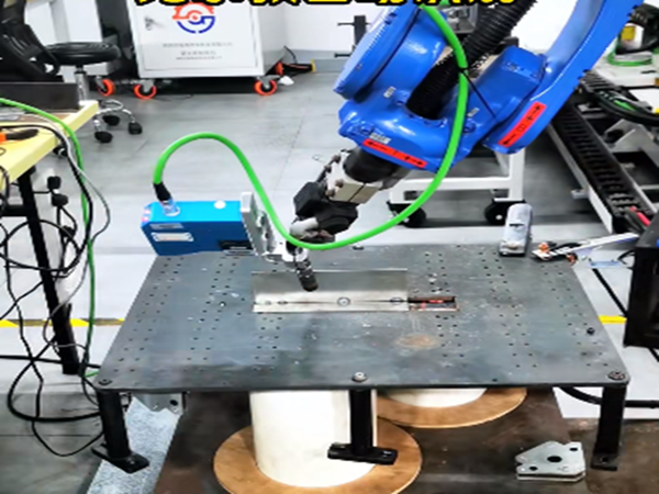 气保焊机械人飞溅的控制步伐是什么 点焊机械人飞溅控制步伐