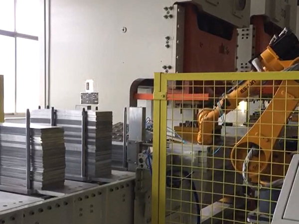 ³åѹÁ¬Ïß»úеÈËÊÂÇéÔÀíÊÇʲô? ³åѹÁ¬Ïß»úеÈË