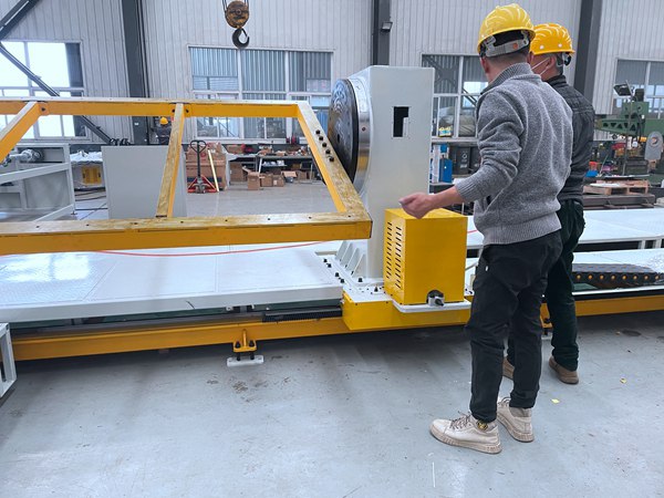 焊接变位机事情展示 焊接变位机转盘的作用