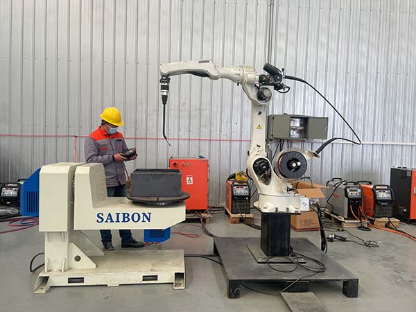 �Զ�����װ���Ⱥ��̺��������������󺸳�ֱ����