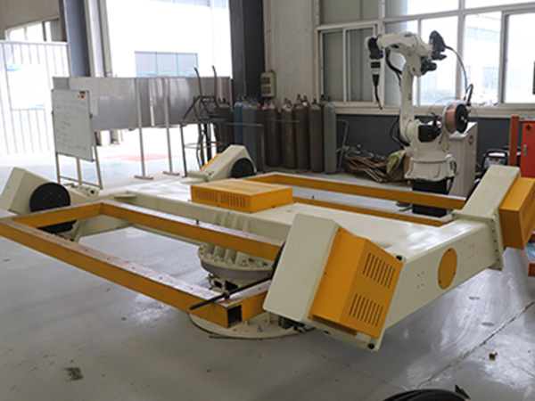 �Զ�����װ���뺸�ӱ�λ�����˶�����