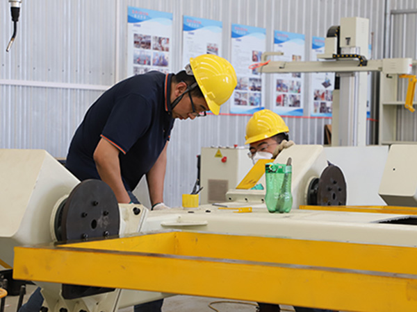 ˫��ת���ӱ�λ��