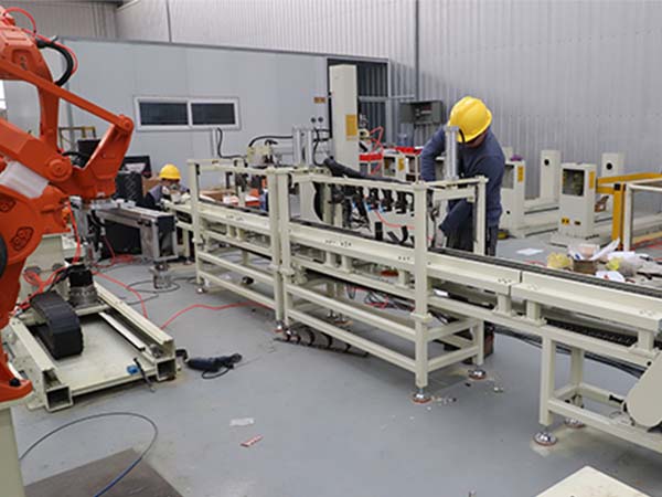 ���ӻ�е�˵ķ���ײ��Ч