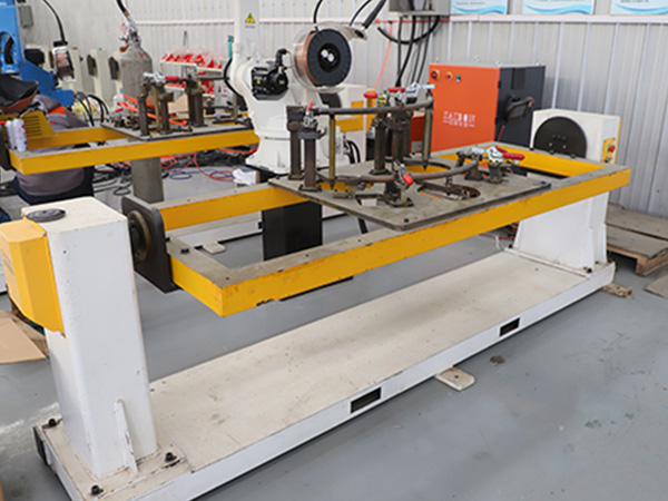 ���ӱ�λ������ְԱ����