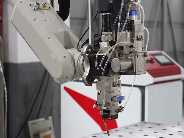 ���⺸�ӻ�е�˵ĺ���ȱ���ǿ��Ծ���Ԥ��Ϣ������