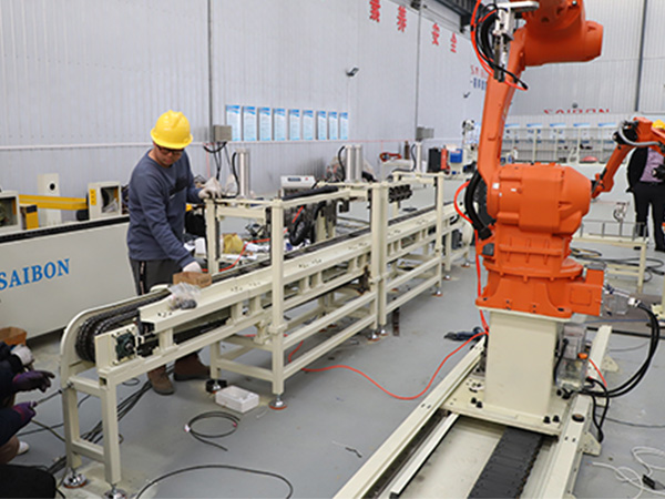 �Զ����ӻ�е����ˮ�ߵ�Ӧ��