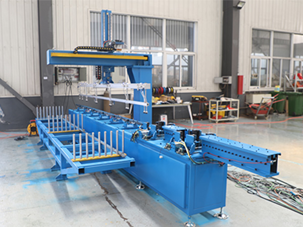 焊接机械人生产线在汽车制造行业的作用 焊接机械人生产线在汽车制造行业的作用