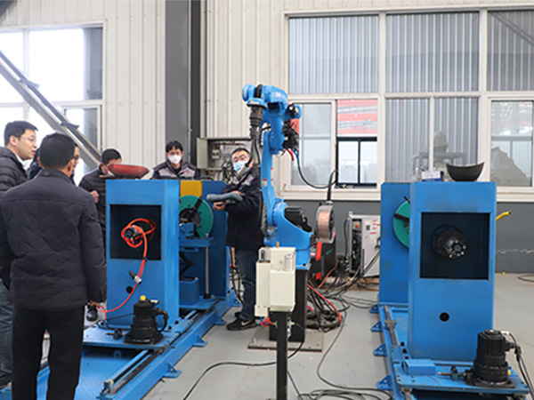 ��ҵ���ӻ�е�˸���װ������Ҫ��